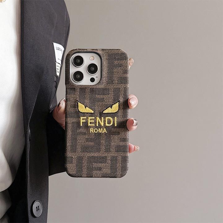 fendi iphone ケース