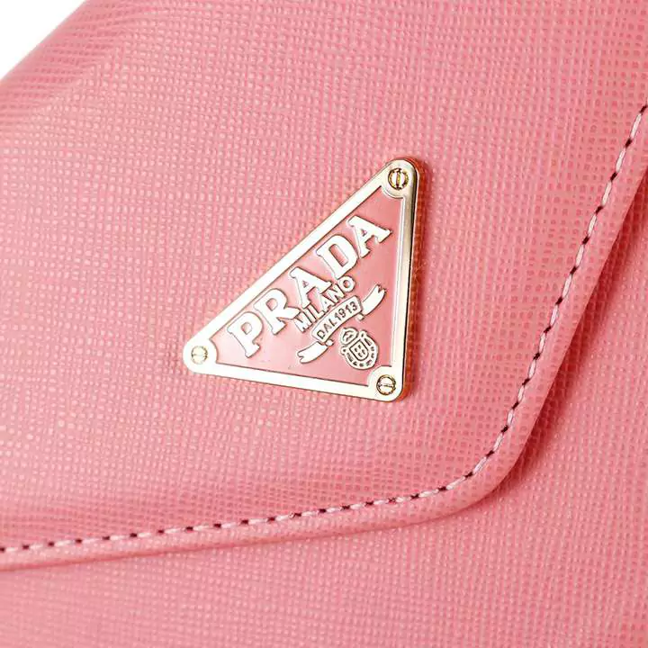 prada スマホケース 手帳