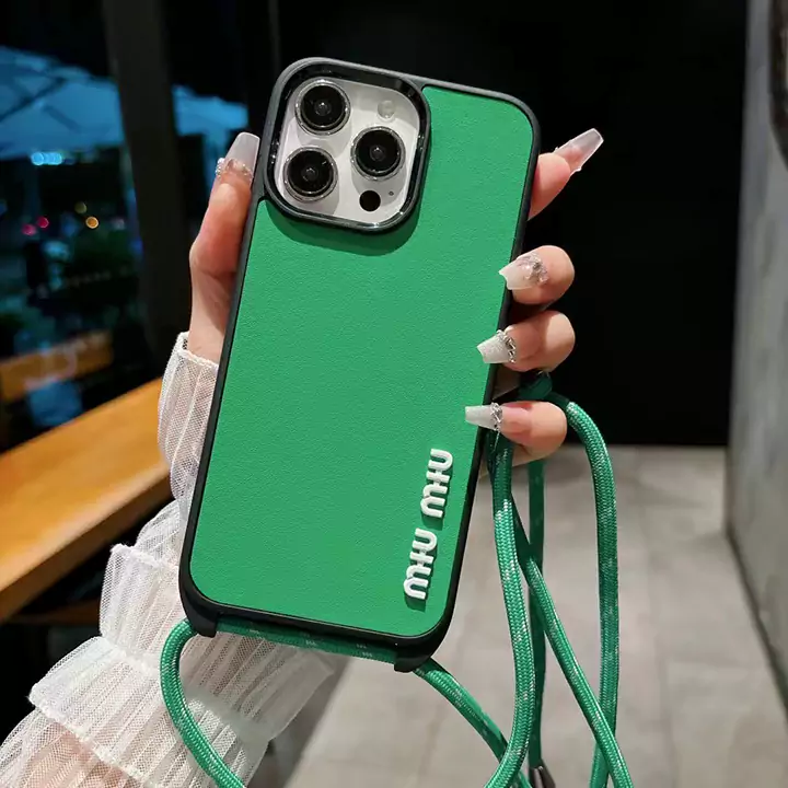 ミュウ ミュウ スマホケース，miumiu iphone ケース