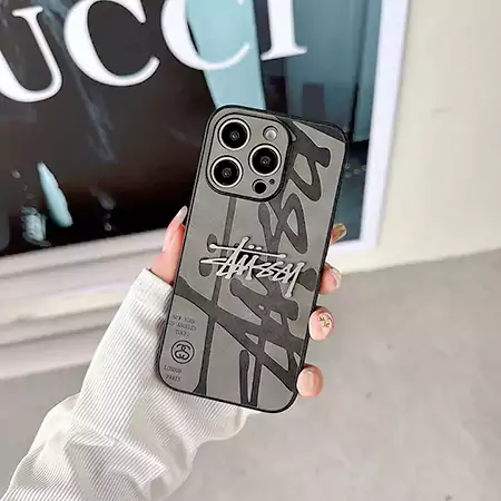 Stussy ロゴ入り スマホケース