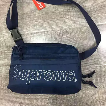 supreme 財布 ウエストバッグ