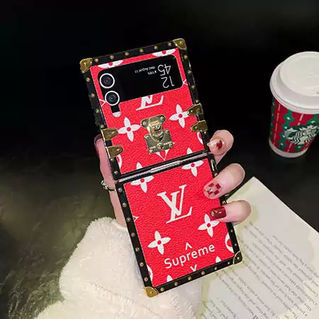 シュプリーム スマホケース 競合少