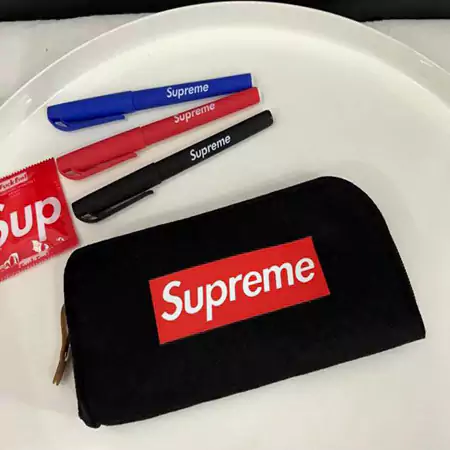 Supreme 旅行用財布