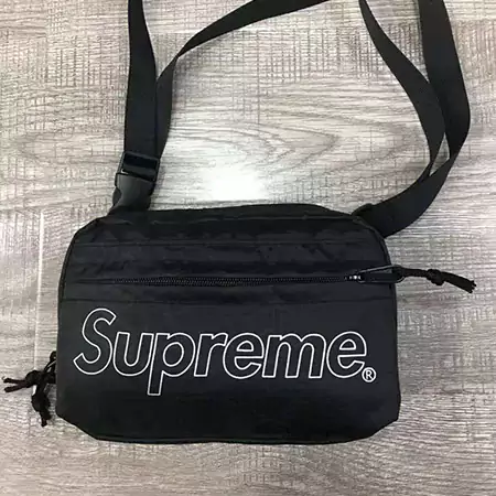 supreme 財布 ウエストバッグ