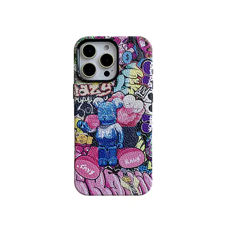 kaws iphone16 pro max ケース