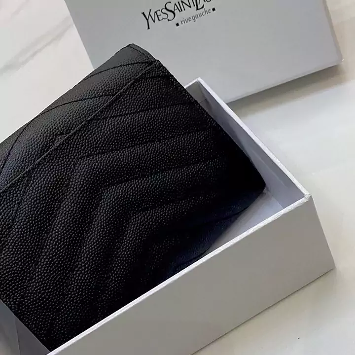 ysl 財布 二 つ折り