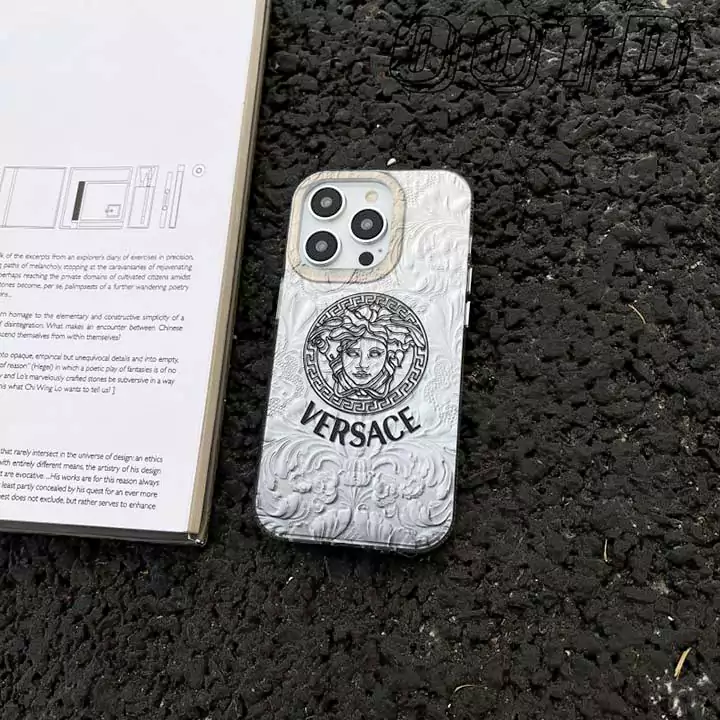 ジバンシー iphone16 pro ケース