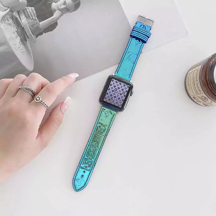 apple watch バンド レザー