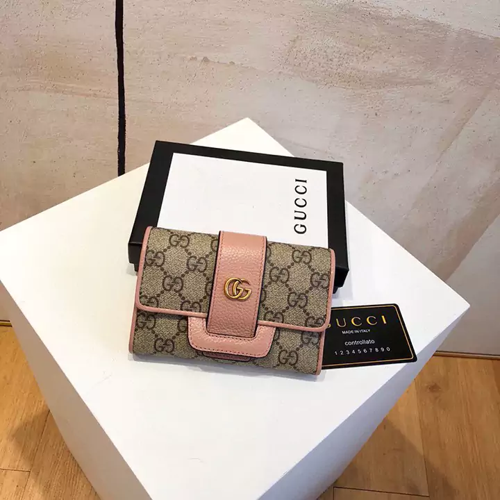 グッチ 財布